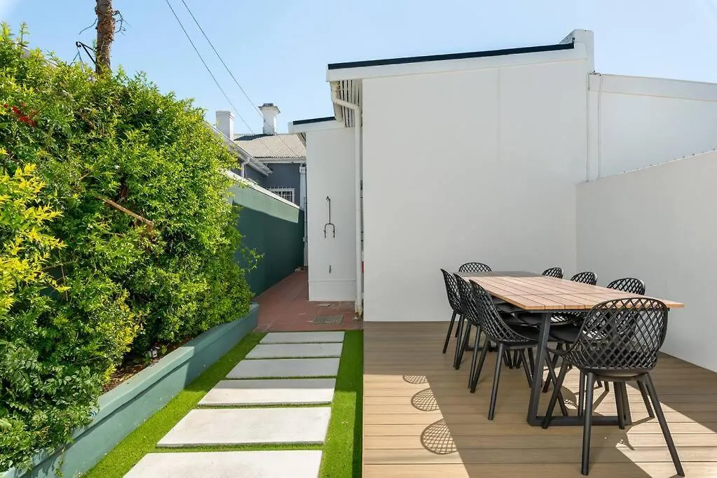 Trendy Heritage Home In Woodstock Le Cap 0*,  Afrique du Sud