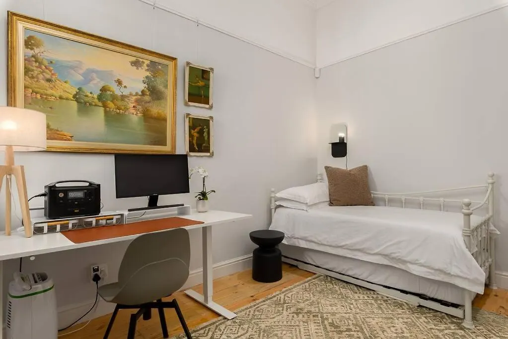 Hébergement de vacances Trendy Heritage Home In Woodstock Le Cap