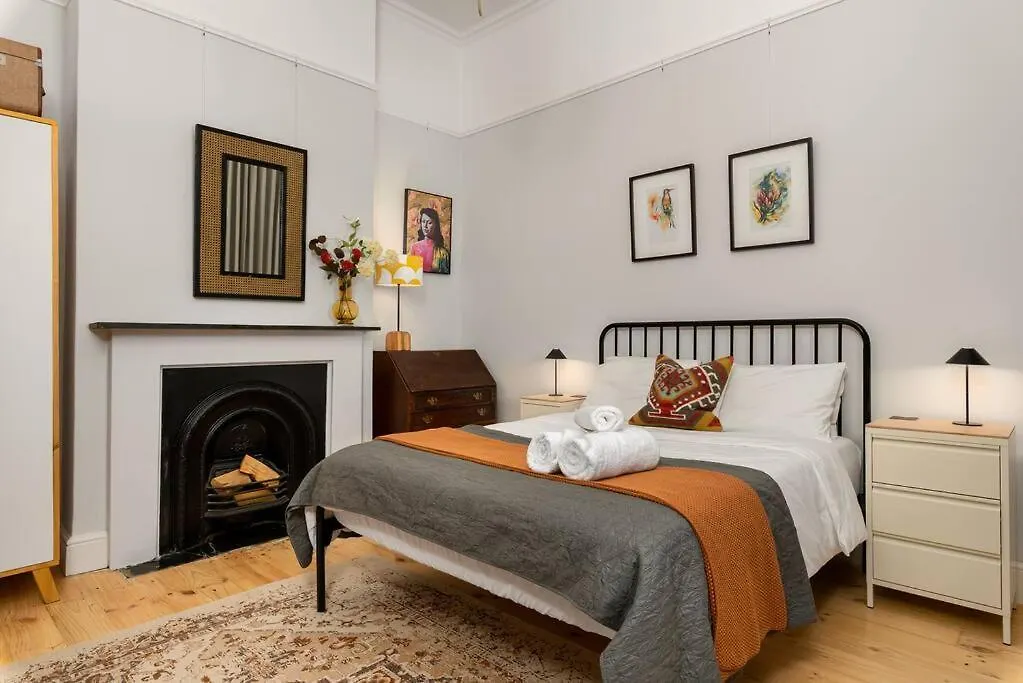 Hébergement de vacances Trendy Heritage Home In Woodstock Le Cap